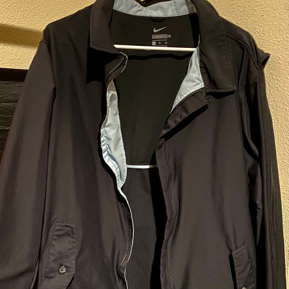Men's Nike windbreaker